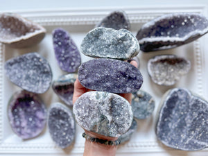 Amethyst Geode Free Form || Uruguay