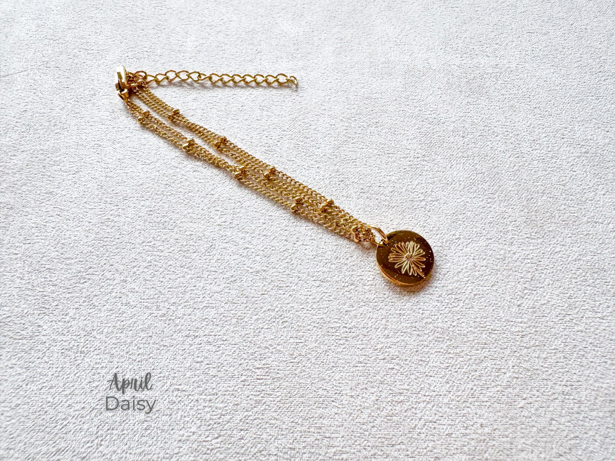 April_Daisy_Bracelet