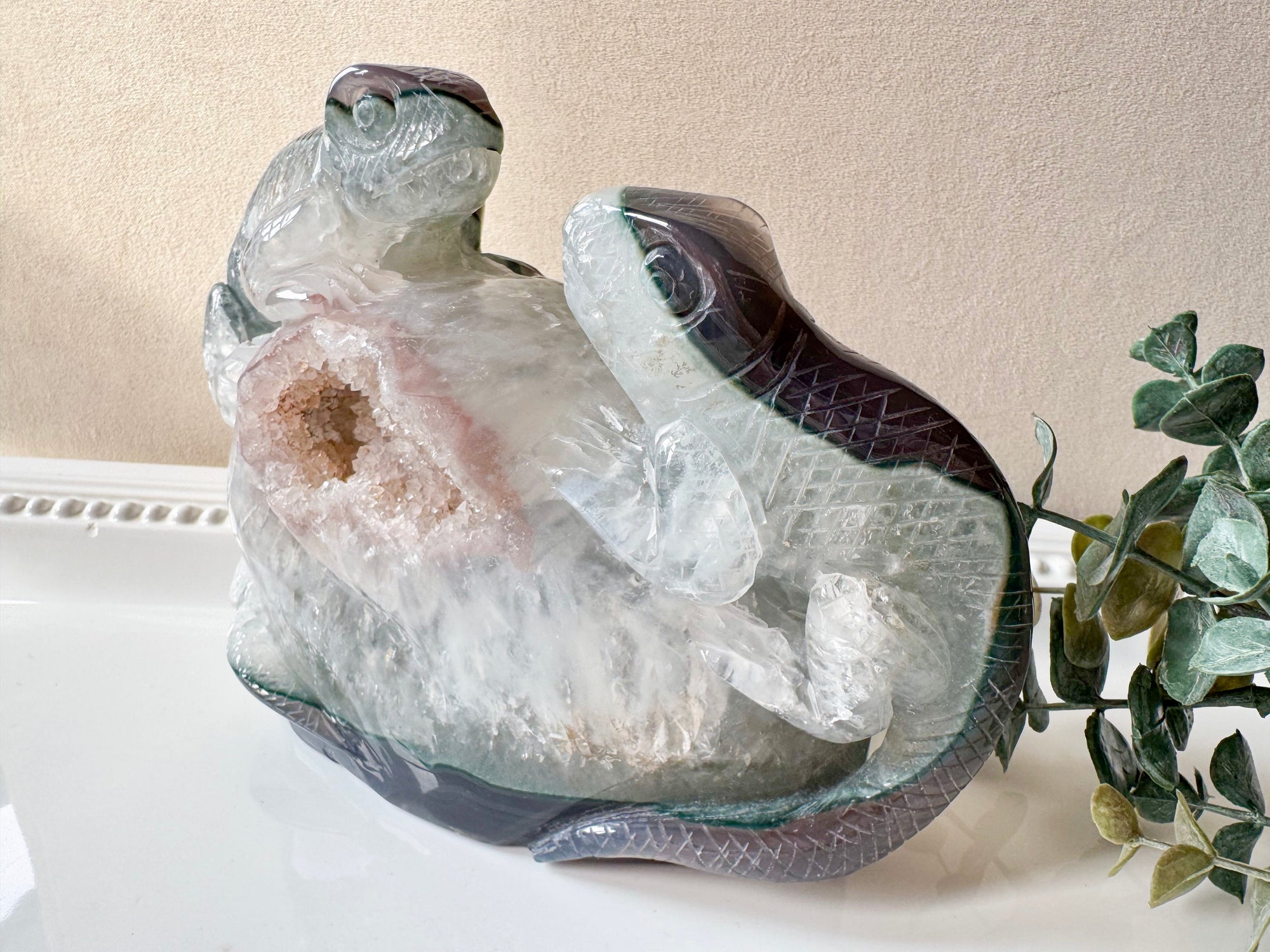 Druzy Agate Iguana Pair Carving
