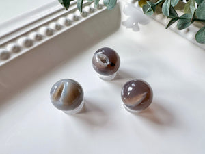 Gray Agate Mini Sphere || Marble