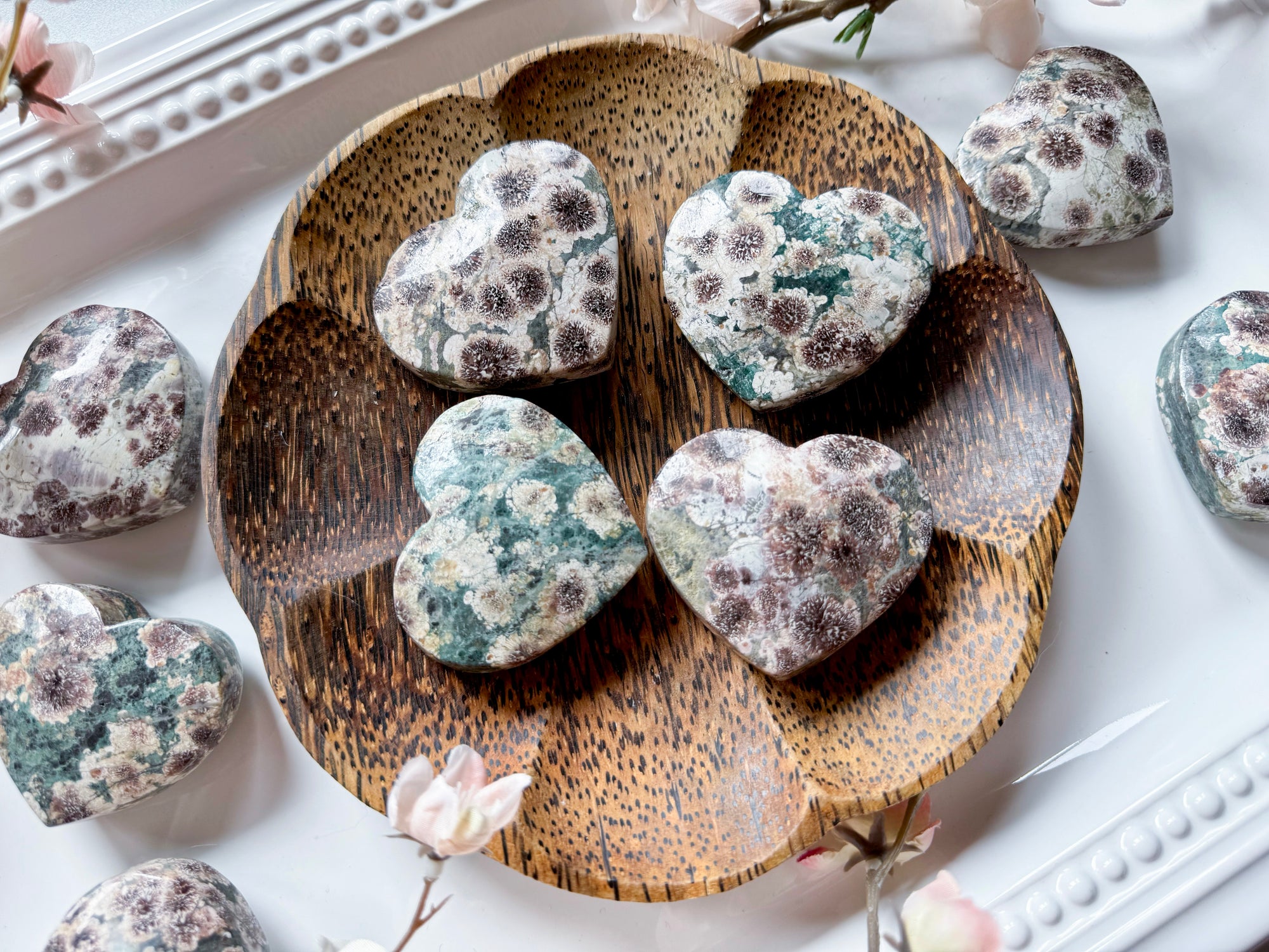 Green Cherry Blossom Agate Heart || Brazil