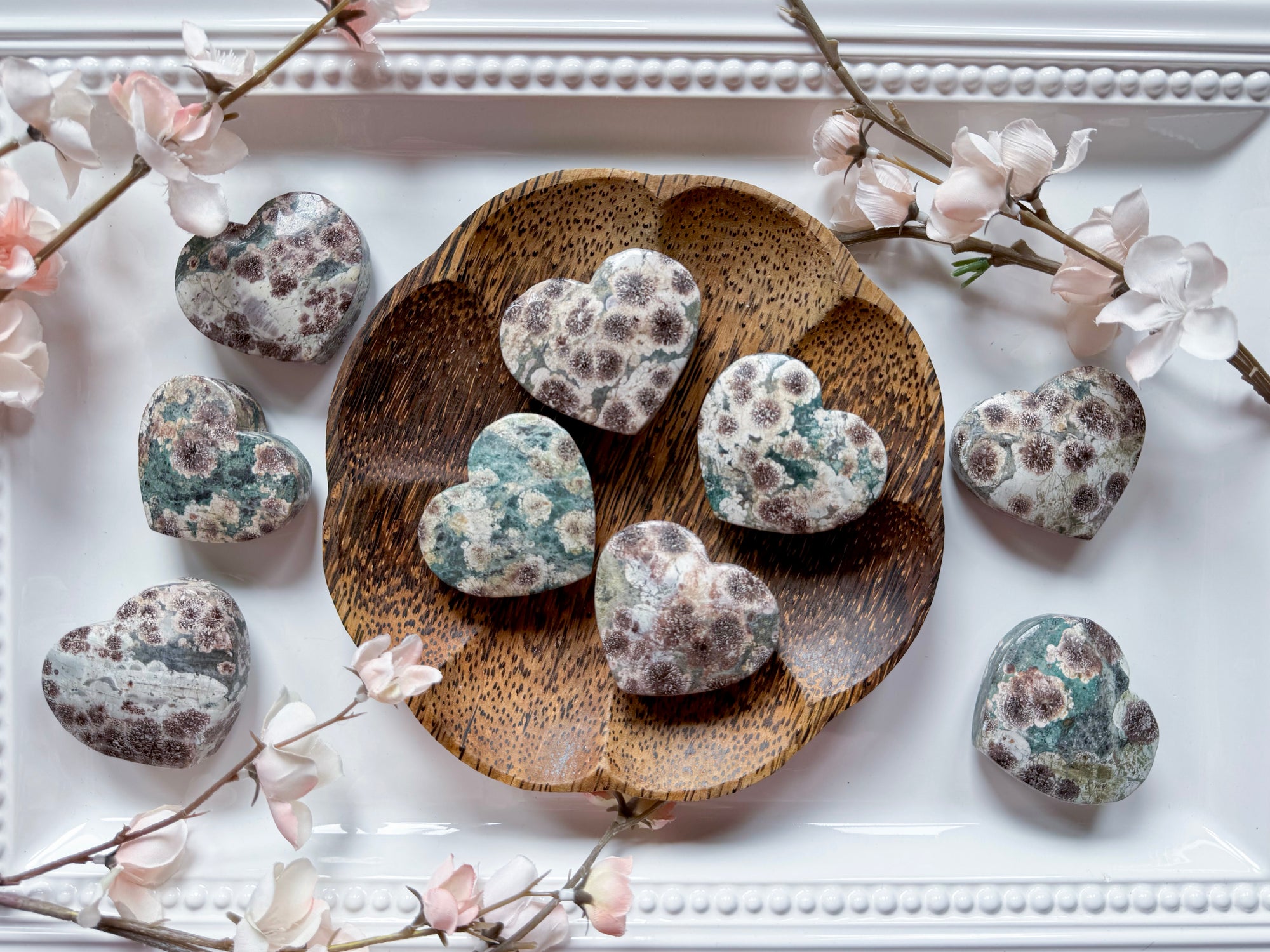 Green Cherry Blossom Agate Heart || Brazil