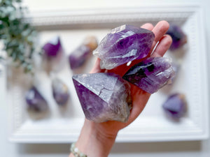 Amethyst Raw Point || Dark