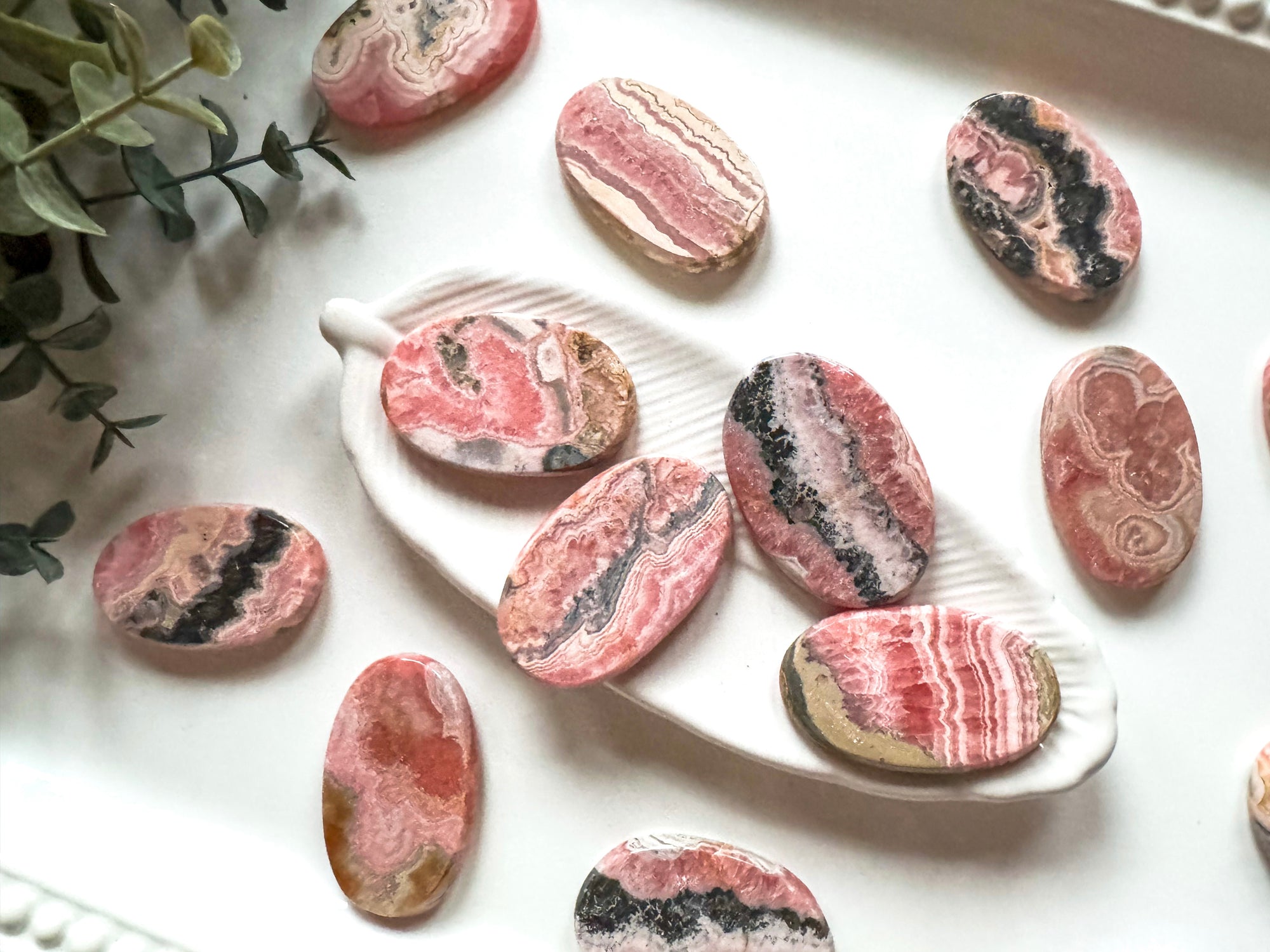 Rhodochrosite Flat Palm Stone || Argentina