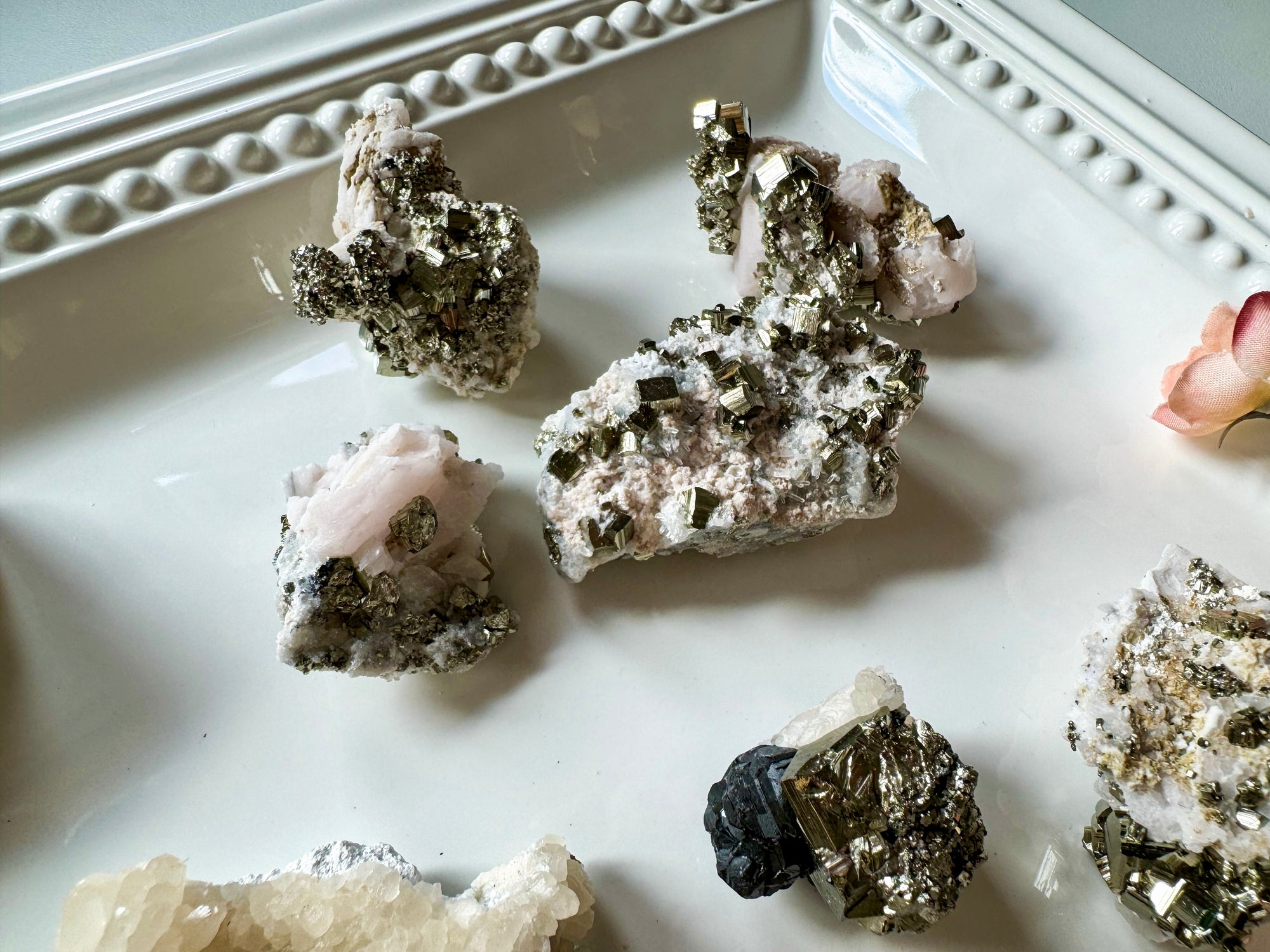 Mangano Calcite with Pyrite || Peru || UV Reactive
