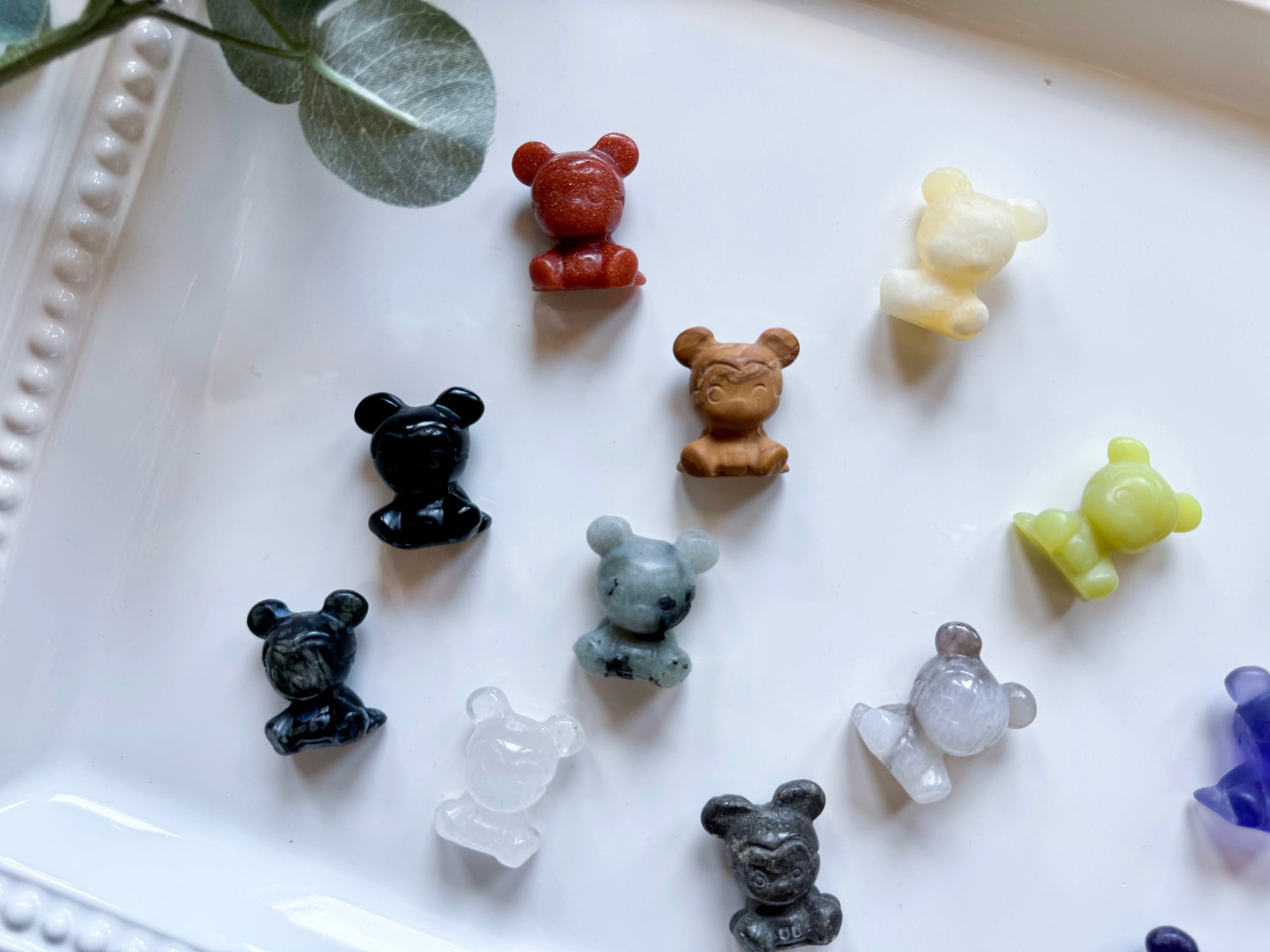 Mini Cartoon Mouse Crystal Carving