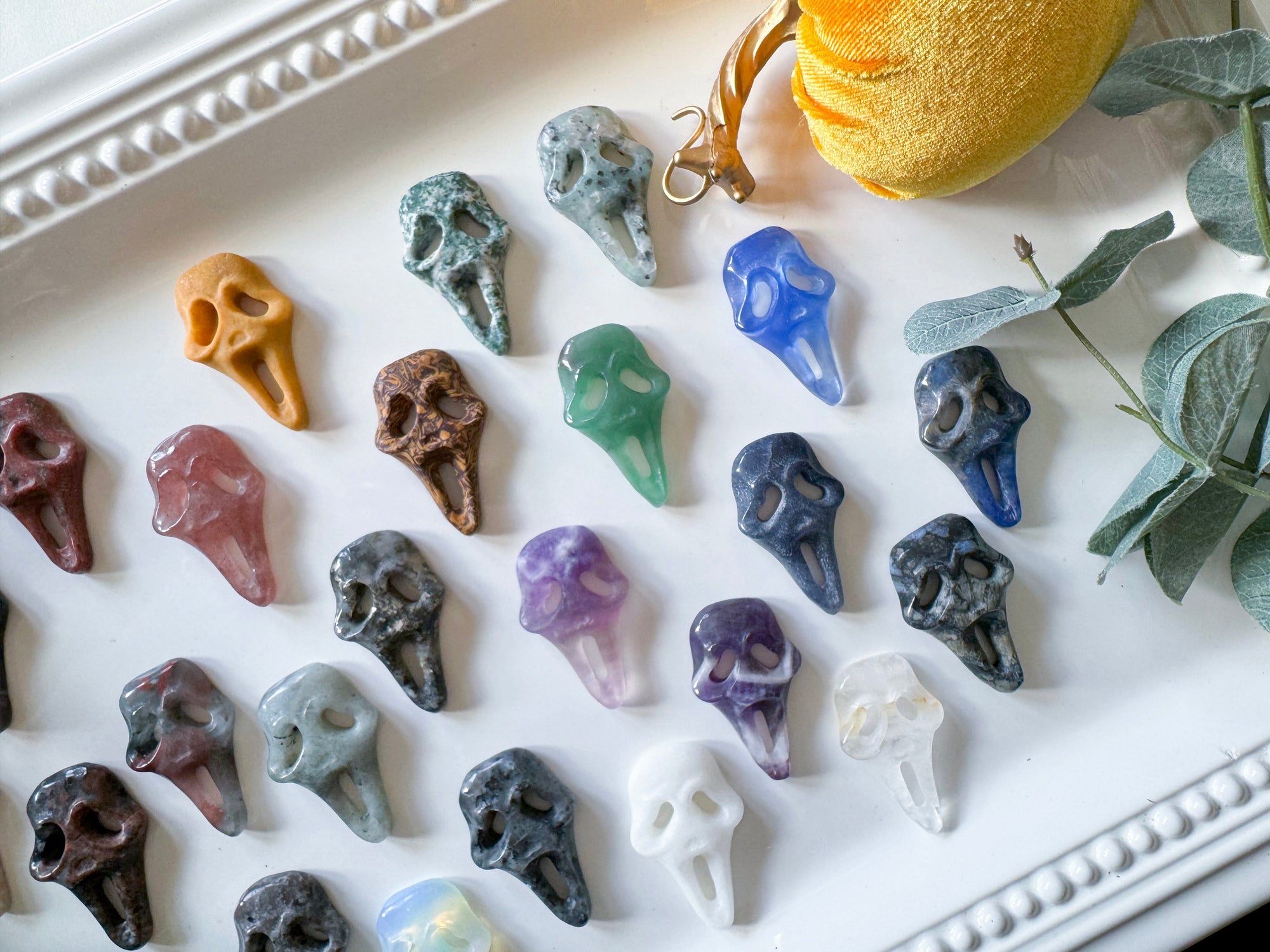 Mini Ghost Scream Mask Face Crystal Carving