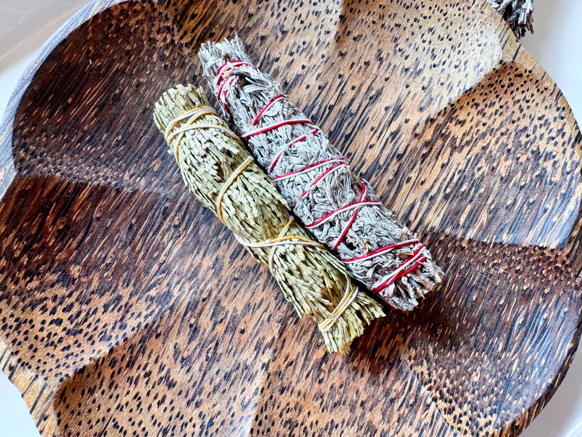 Mount Shasta Mini Sage & Cedar Bundle Set