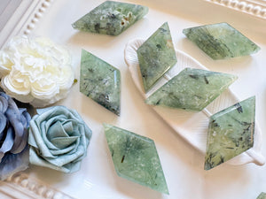 Prehnite Diamond Carving