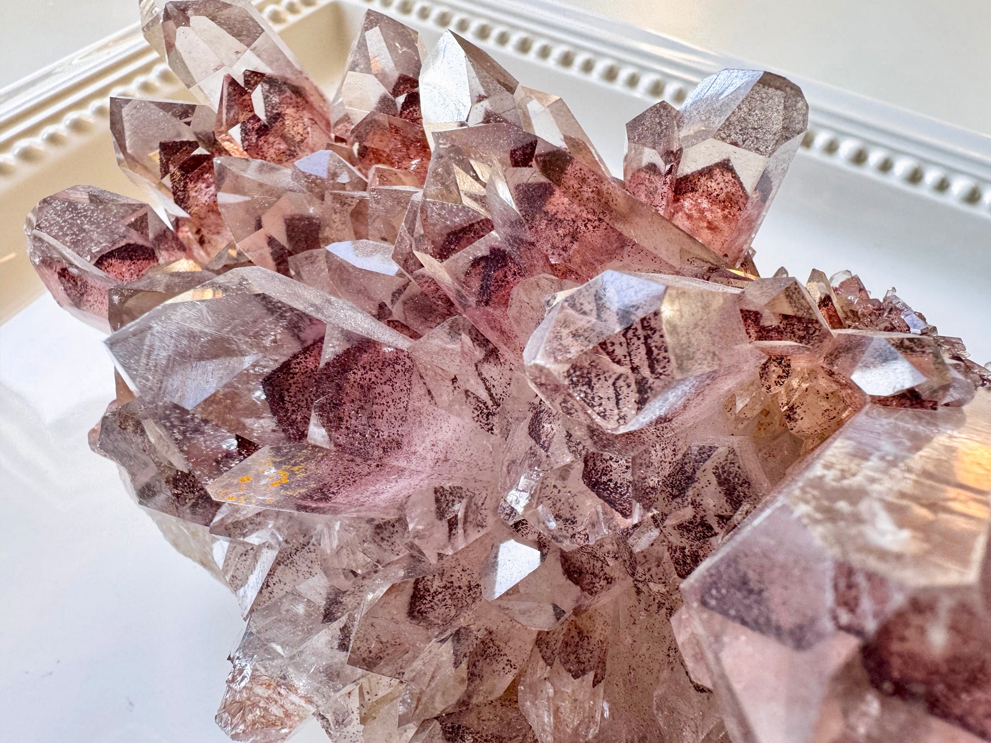 Red Phantom Quartz || India