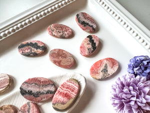 Rhodochrosite Flat Palm Stone || Argentina