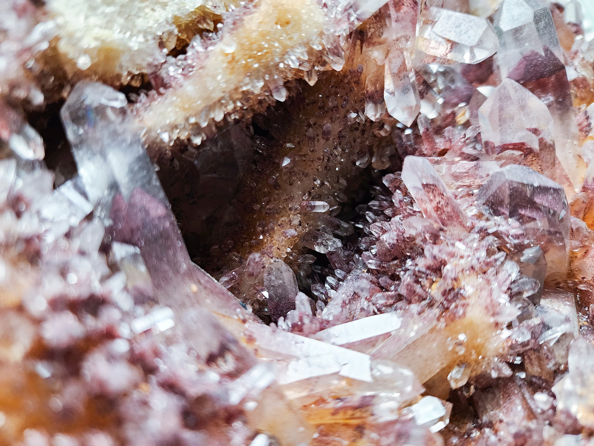 Red Phantom Quartz || India