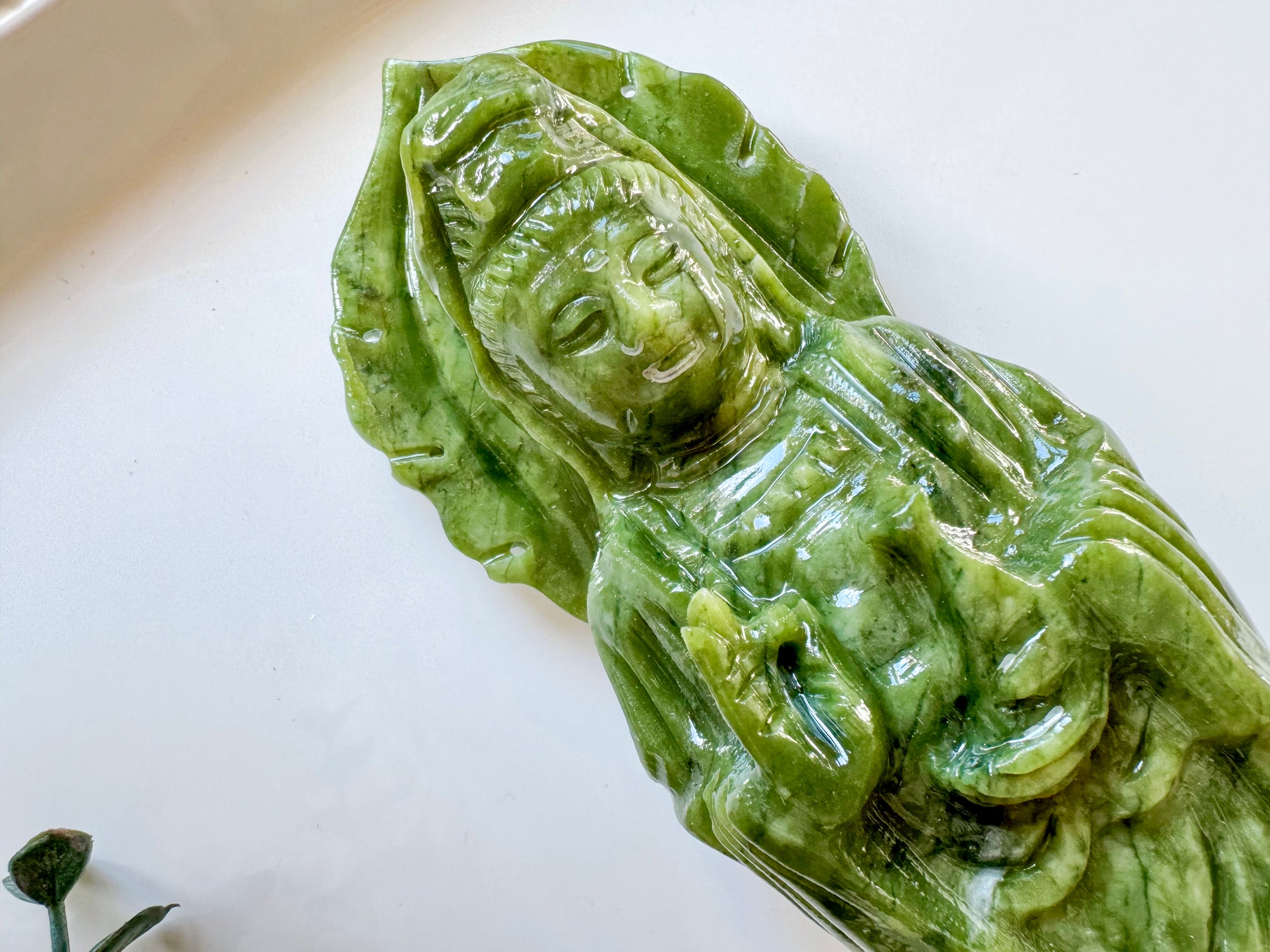 Xiuyan Jade Guanyin Carving