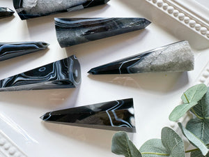 Black Sardonyx Tall Obelisk Point