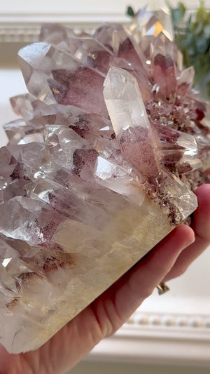 Red Phantom Quartz || India