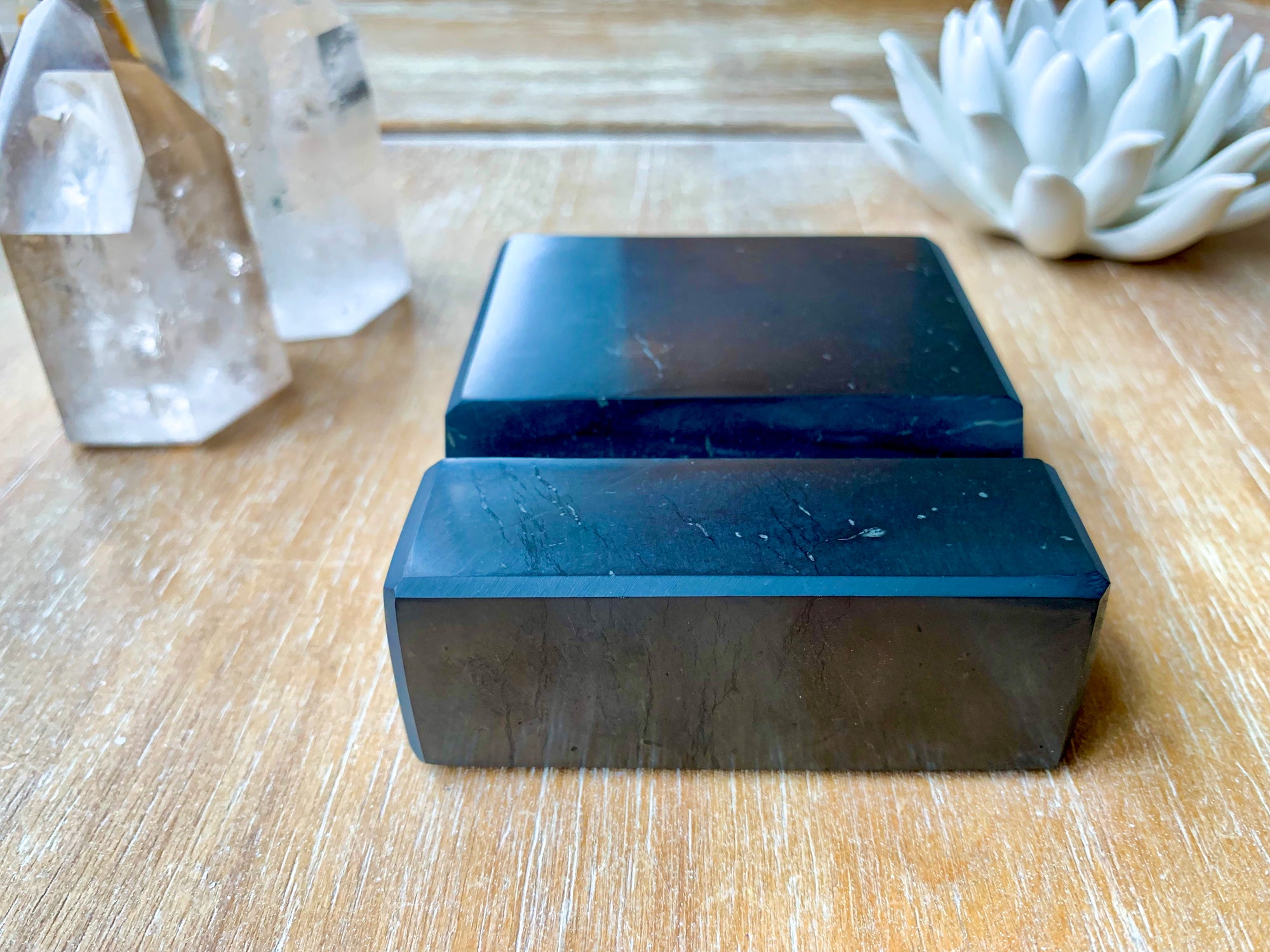 Shungite Cell Phone Holder