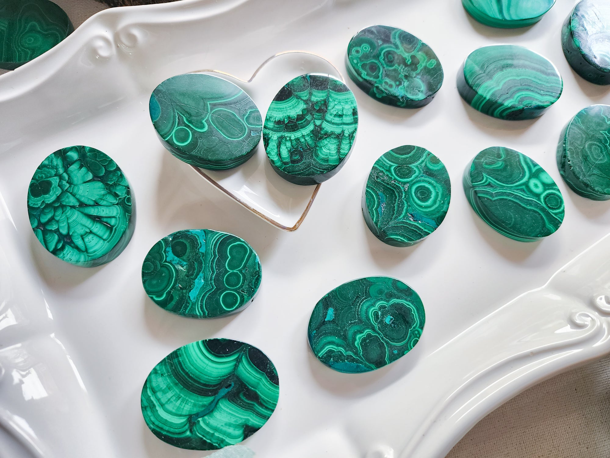 Malachite Flat Palm Stone