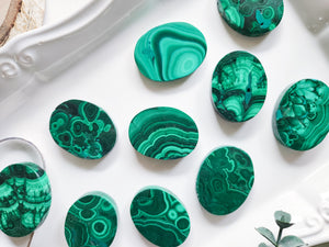 Malachite Flat Palm Stone